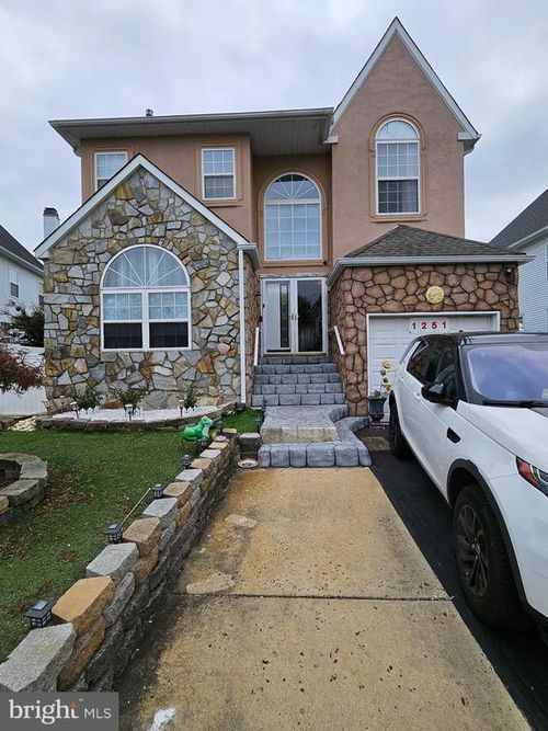 1251 Serota Pl, PHILADELPHIA, PA, 19115-2526 | Card Image