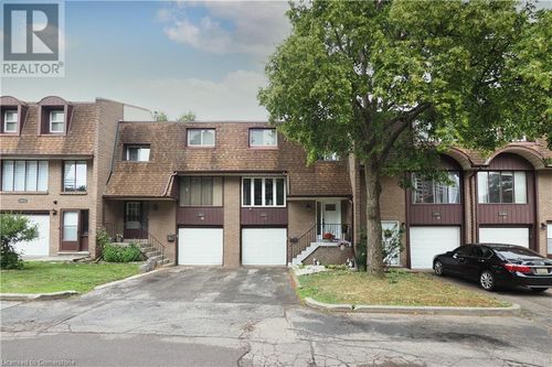 50-49 Cedarwoods Cres, Kitchener, ON, N2C2L1 | Card Image