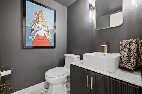 1475 Avignon Ct, Highland Park, IL, 60035-3901 | Card Image