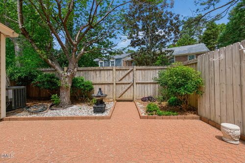 3128 Westbury Dr, Raleigh, NC, 27607-3031 | Card Image