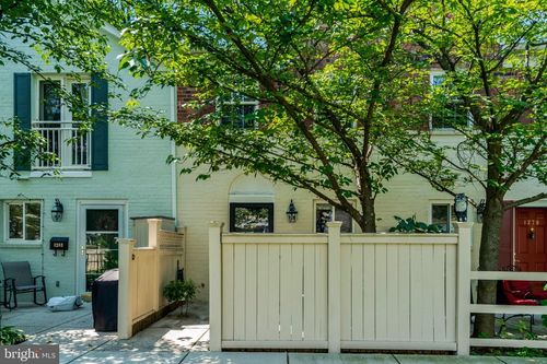 1281 N Van Dorn St, ALEXANDRIA, VA, 22304-1916 | Card Image