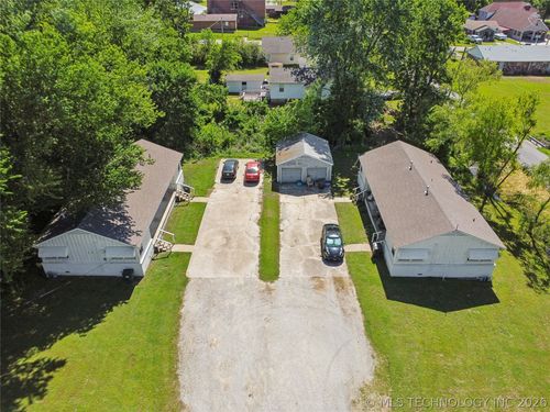 601 N 14th St, Collinsville, OK, 74021-2105 | Card Image