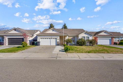 1616 Sapphire Drive, Livingston, CA, 95334 | Card Image