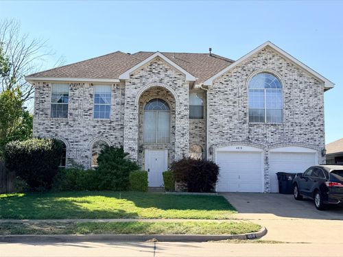 4818 Red Birch Dr, Arlington, TX, 76018-5202 | Card Image