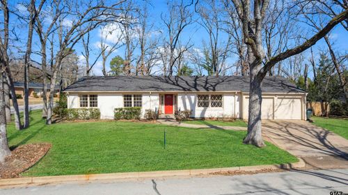 1602 Dennis Dr, Tyler, TX, 75701-8216 | Card Image