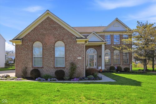 7732 Prairie View Dr, Indianapolis, IN, 46256-3496 | Card Image