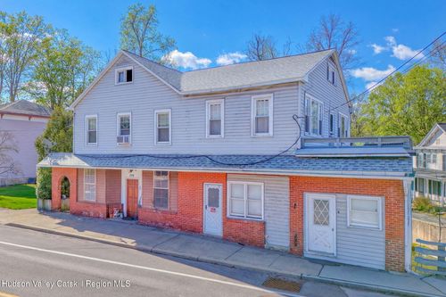 579 Main St, Cairo, NY, 12413-3003 | Card Image