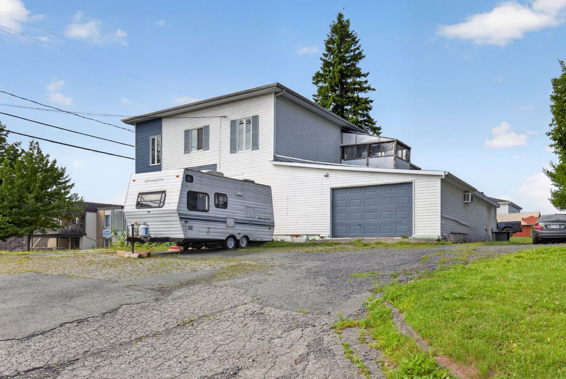 Residential Income in Saint-Odilon-de-Cranbourne 4