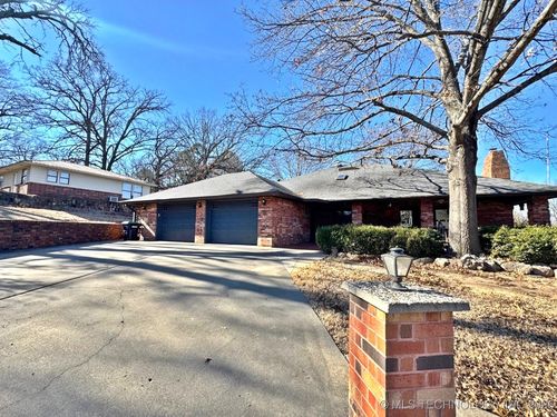 99 Greentree Dr, Tahlequah, OK, 74464-4184 | Card Image