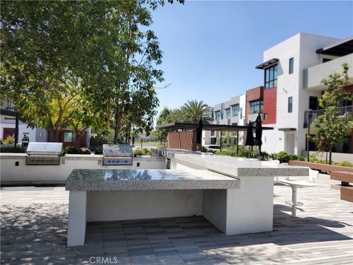 430 Transport, Tustin, CA, 92782-3761 | Card Image