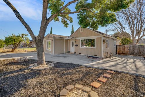 1524 Noia Ave, Antioch, CA, 94509-2445 | Card Image
