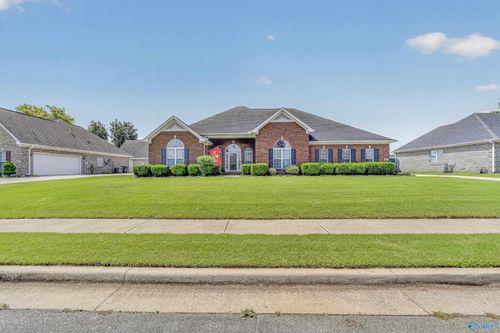 29562 Thunderpaw Dr, Harvest, AL, 35749-6513 | Card Image