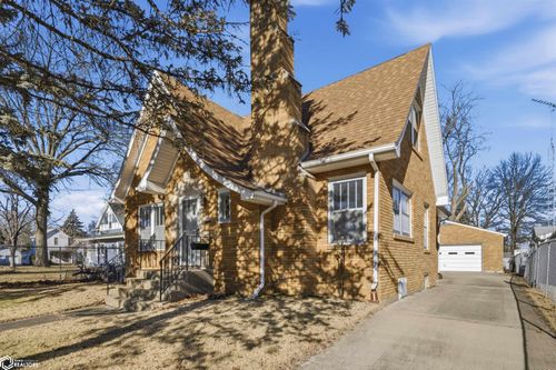 1820 Dill St, Burlington, IA, 52601-3112 | Card Image