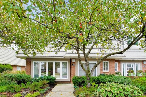 737 Orleans Dr, Highland Park, IL, 60035-3915 | Card Image