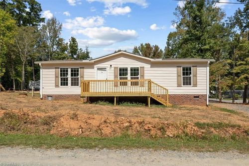 314 Robinhood Rd, Lexington, NC, 27292-5733 | Card Image