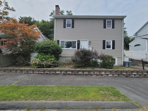 54 Harris Rd, Lynn, MA, 01904-1337 | Card Image