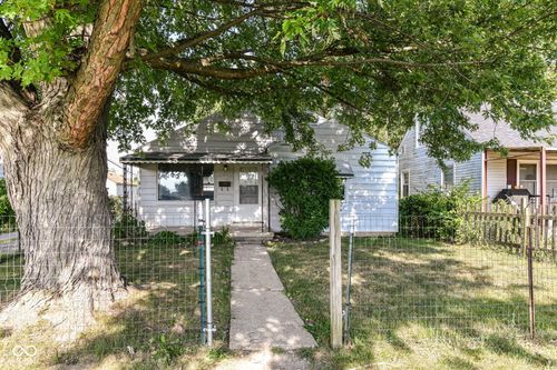 3808 Brown St, Anderson, IN, 46013-4364 | Card Image