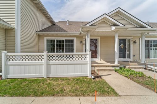9916 Sunflower Pl, Johnston, IA, 50131-2847 | Card Image