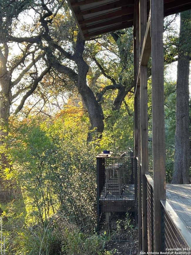 412 Lebouf Rd, House other with 3 bedrooms, 3 bathrooms and null parking in Utopia TX | Image 14