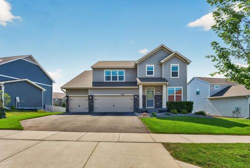9845 67th St S, Cottage Grove, MN, 55016-1398 | Card Image