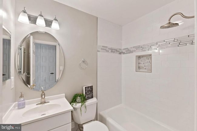 9711 Cinnamon Creek Dr, House other with 4 bedrooms, 3 bathrooms and null parking in Vienna VA | Image 20