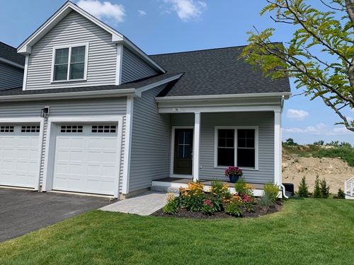 48-20 Chartwell Ln, Worcester, MA, 01601 | Card Image