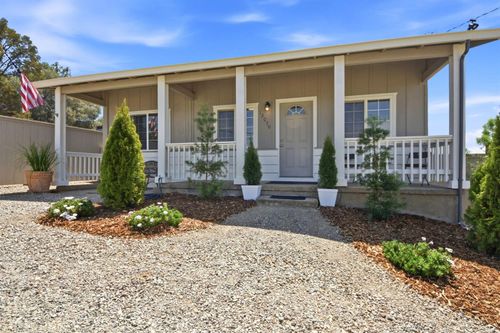 12050 Shale Ridge Ln, Auburn, CA, 95602-8869 | Card Image