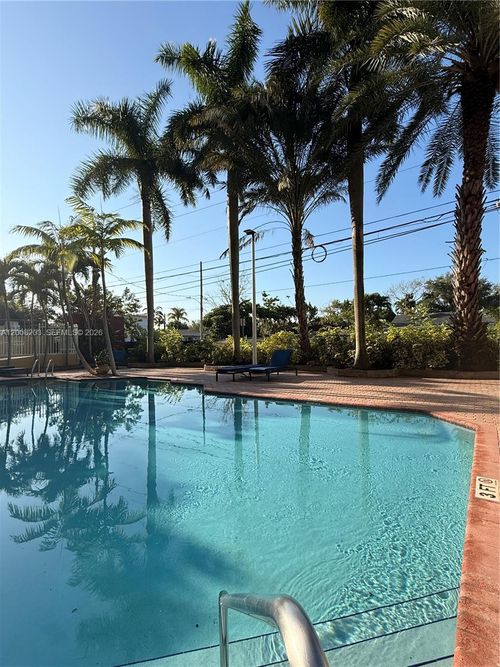 1011-3500 Coral Way, Miami, FL, 33145-3066 | Card Image