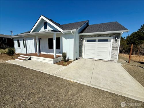 716 Reporter Ct Sw, Ocean Shores, WA, 98569-9435 | Card Image