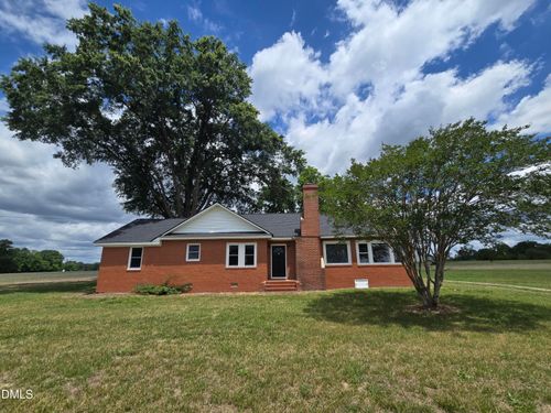 10101 Debnam Rd, Zebulon, NC, 27597-9052 | Card Image