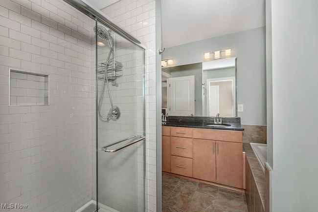 1374 Slate Ct, Condo with 4 bedrooms, 4 bathrooms and null parking in Cleveland Heights OH | Image 31