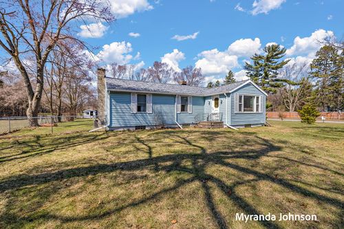 4263 S Quarterline Rd, Muskegon, MI, 49444-4238 | Card Image