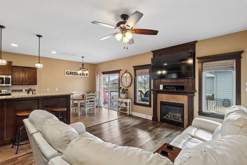 1301 S 13th St, Adel, IA, 50003-1777 | Card Image