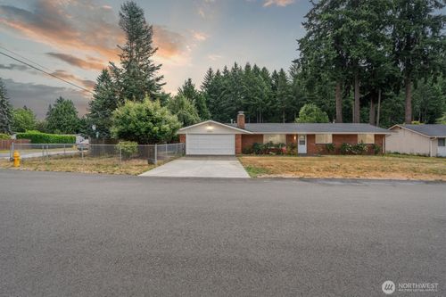 2598 25th Loop Se, Lacey, WA, 98503-3811 | Card Image