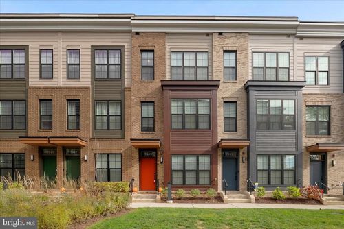 7345 Blade Dr, FALLS CHURCH, VA, 22042-3228 | Card Image