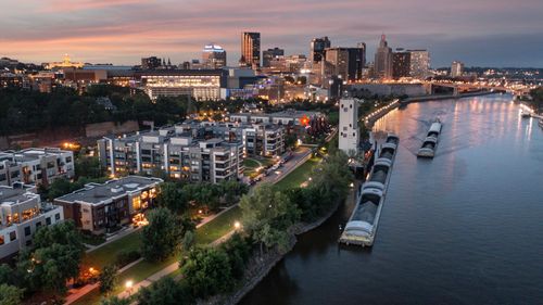 unit-510-240 Spring St, Saint Paul, MN, 55102-4707 | Card Image