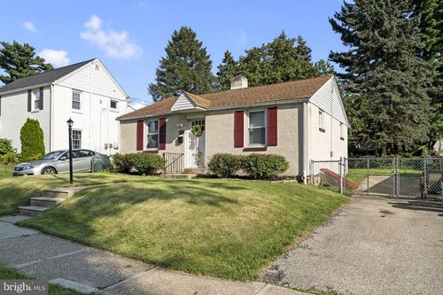 467 Evergreen Ave, PHILADELPHIA, PA, 19128-4016 | Card Image