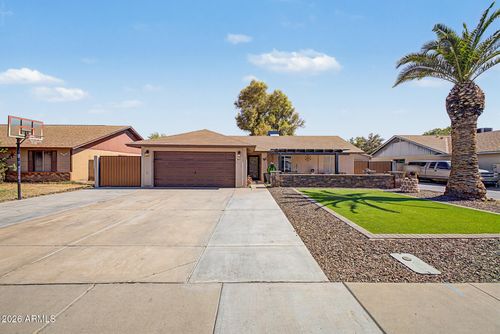8615 W Diana Avenue, Peoria, AZ, 85345 | Card Image