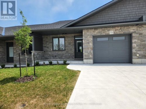 12 W Mercedes Crescent N, Kincardine, ON, N2Z1G8 | Card Image