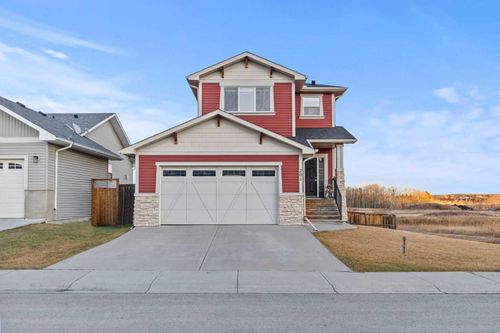 201 Regent Rd Sw, Turner Valley, AB, T0L2A0 | Card Image