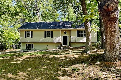 2693 Raven Trl Ne, Marietta, GA, 30066-1513 | Card Image