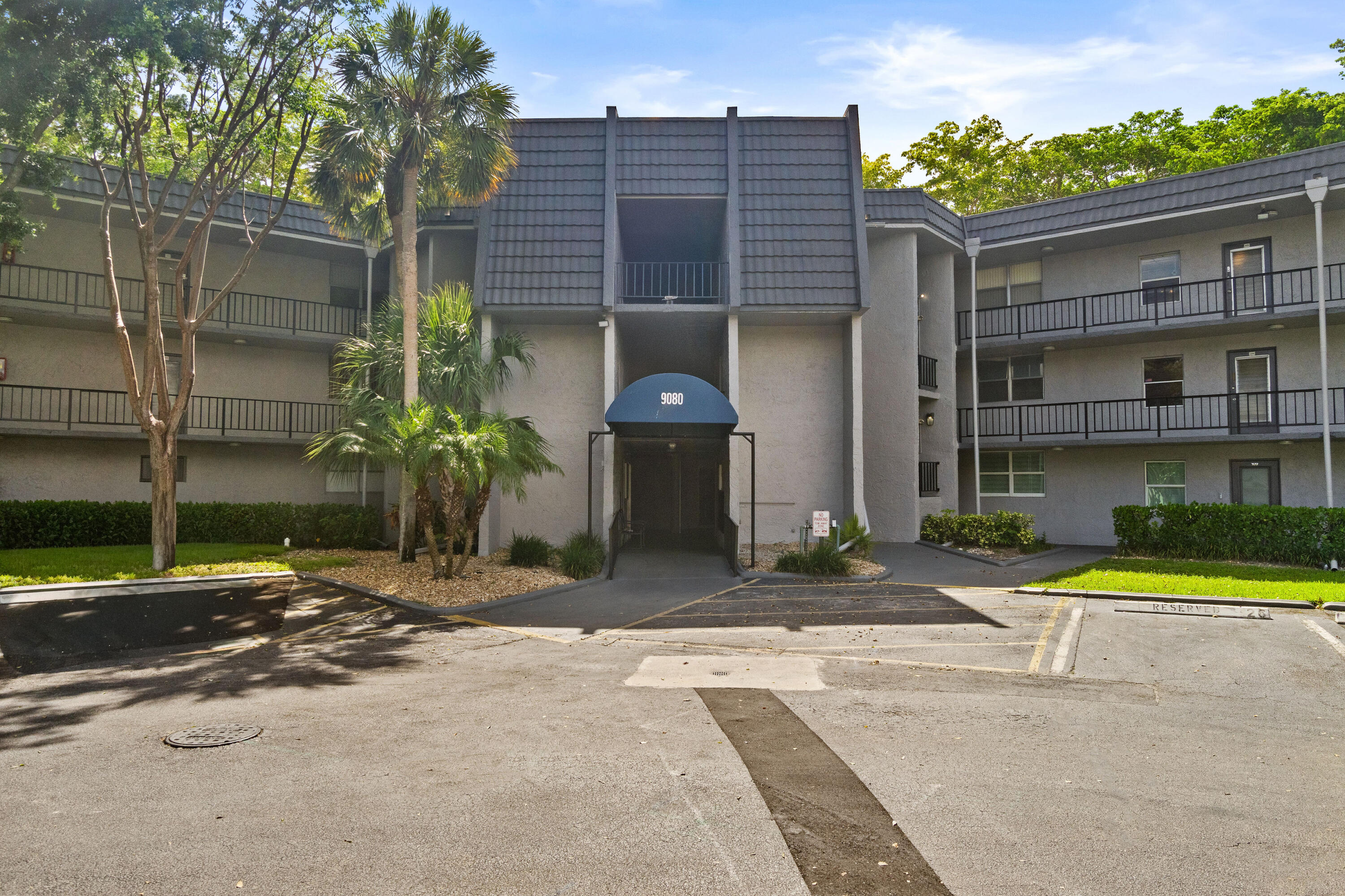 Residential in Tamarac 4