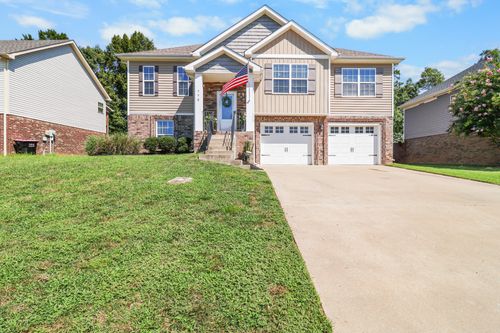 773 Banister Dr, Clarksville, TN, 37042-6681 | Card Image