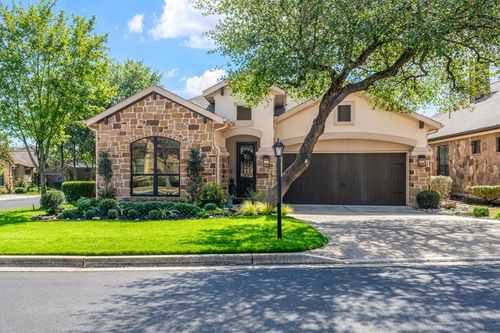 23 Prestonwood Cir, Lakeway, TX, 78734-5112 | Card Image