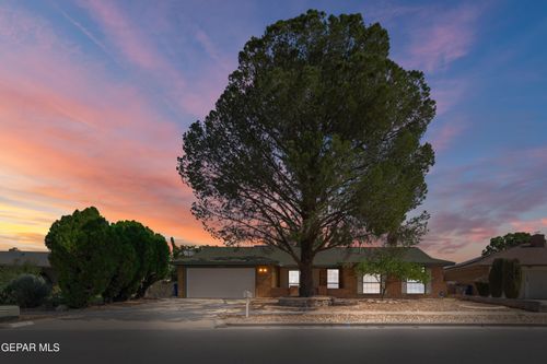 11205 War Feather Dr, El Paso, TX, 79936-1230 | Card Image