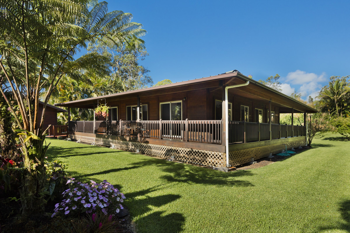 Oneloa St, Pahoa, HI 96778