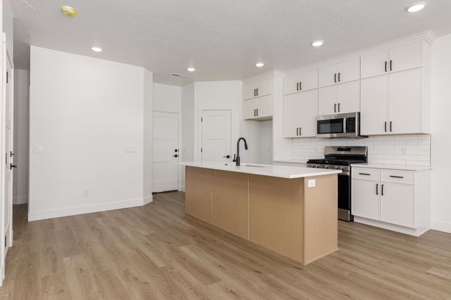 2188 W 380 S, Hurricane-Austin Ovard (8 | Image 8
