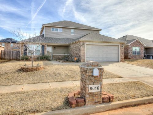 9616 Gabriel Dr, Oklahoma City, OK, 73160-6113 | Card Image