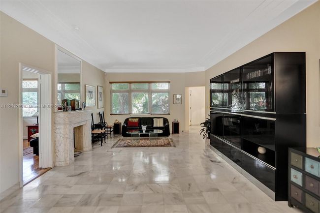 4340 Pine Tree Dr, House other with 5 bedrooms, 5 bathrooms and null parking in Miami Beach FL | Image 9