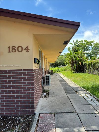 1804 Sw 20th St, Home with 0 bedrooms, 0 bathrooms and 4 parking in Fort Lauderdale FL | Image 2